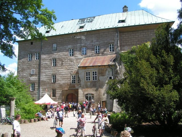 hrad Houska