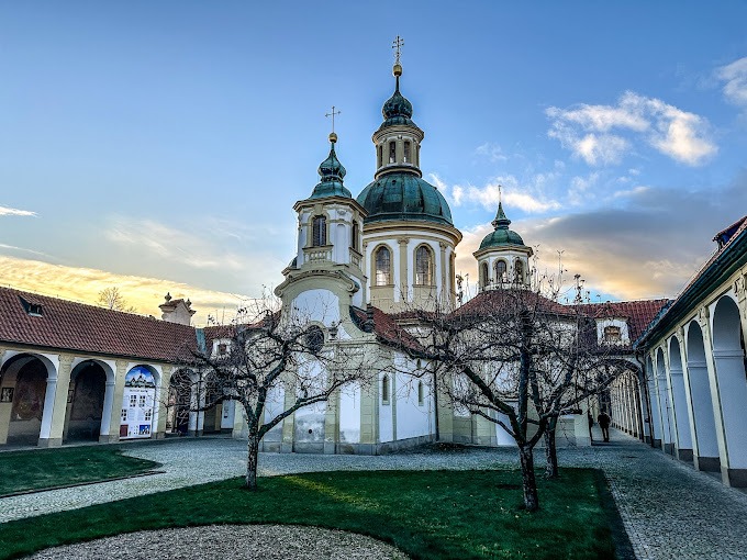 poutni-areal-bila-hora-klaster